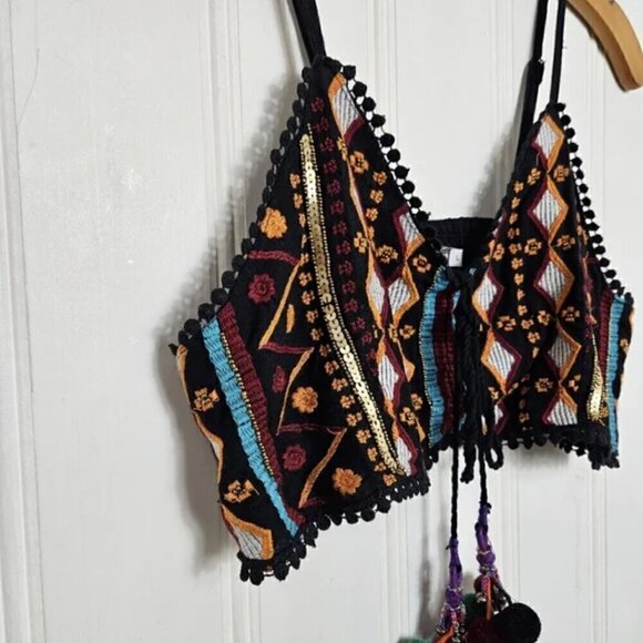 Earthbound Boho Tank Top XL NWT Tribal Beaded Sequin Pompom Tassel Cropped Black - Picture 6 of 10